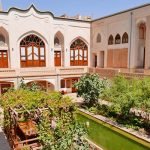 Iranian house hotel kashan yard 1 at Iranian House Hotel Kashan
