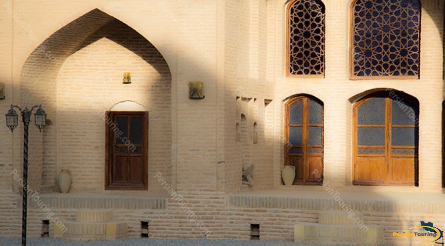 kuhpa-caravanserai-isfahan-view-5
