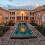 Mahinestan raheb hotel kashan yard 1 at Mahinestan Raheb Hotel Kashan