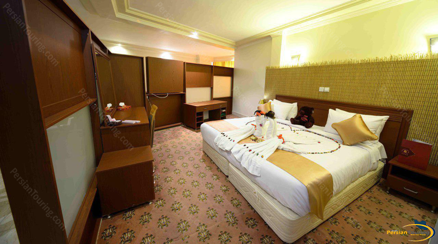 piroozy hotel isfahan (4)