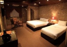 setaregan-hotel-shiraz-triple-suite-2