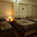 toloo-khorshid-hotel-isfahan–triple-room