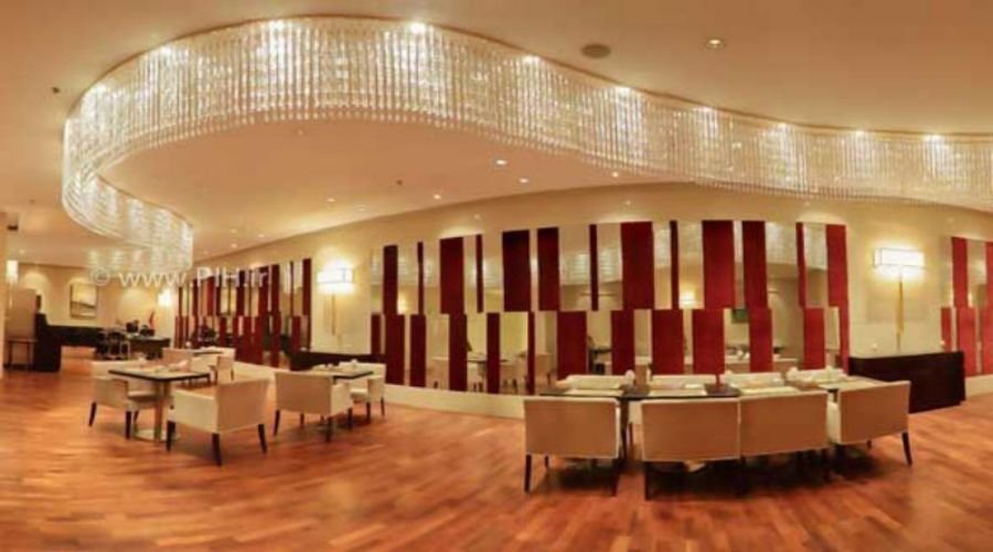 Parsian Azadi Hotel Abadan