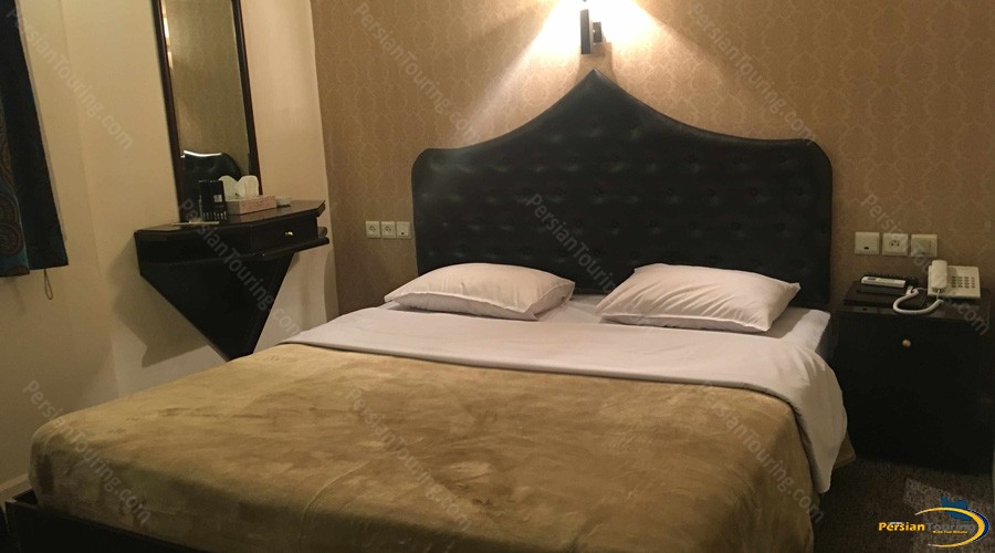 safir-hotel-tehran-double-room-1