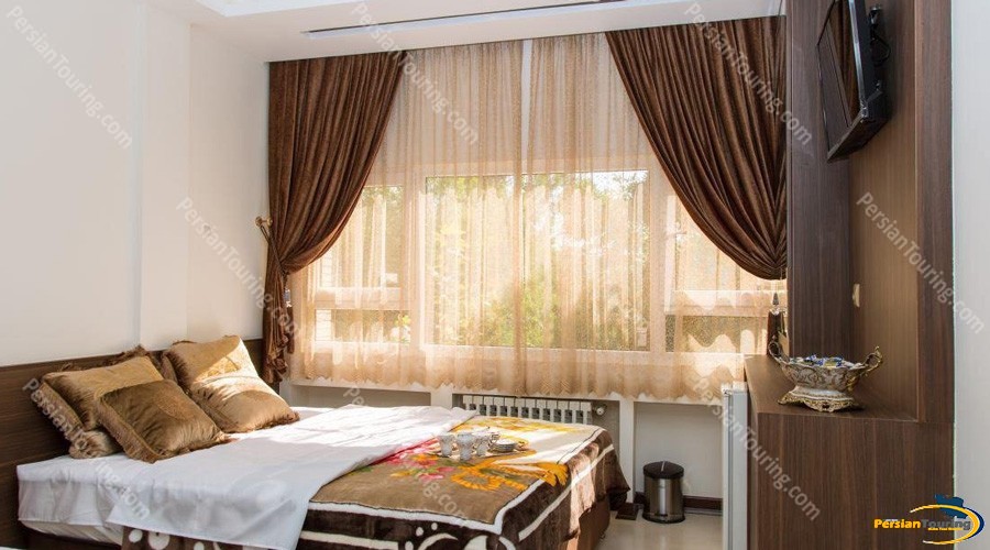 viana-hotel-isfahan-double-room-2