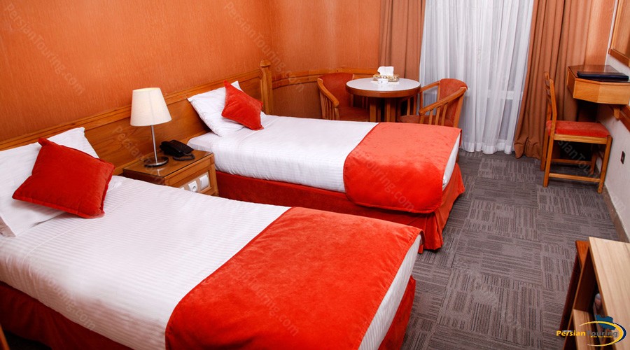 alborz-hotel-tehran-twin-room-1