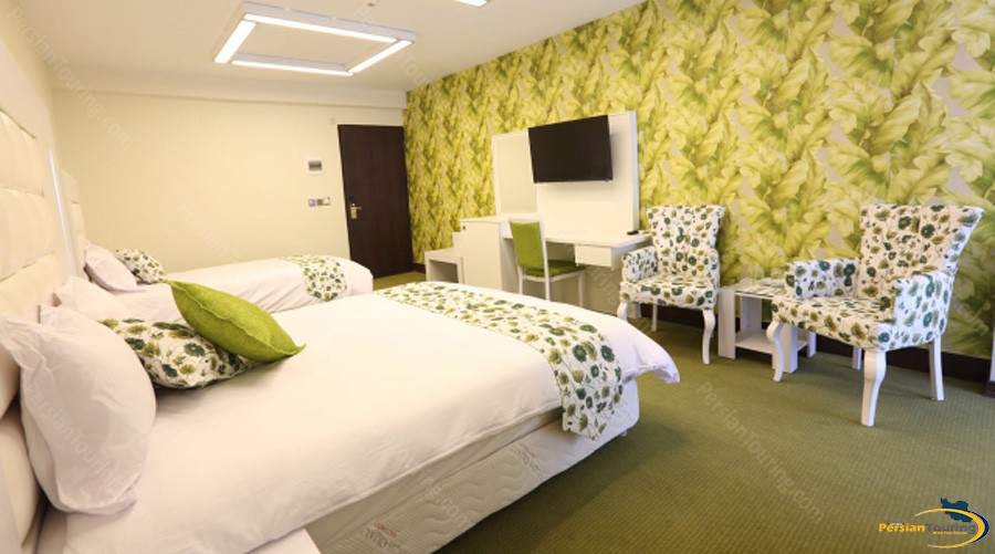 baloot-hotel-tehran-triple-room-4