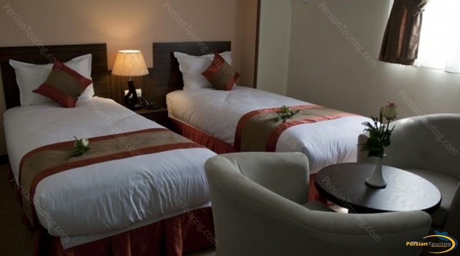 hejab-hotel-tehran-twin-room-1