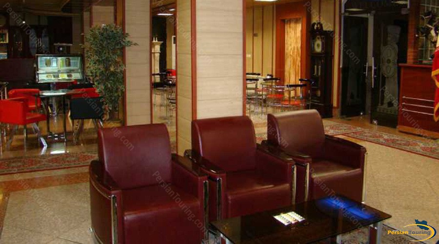 shahryar-hotel-tehran-lobby-1