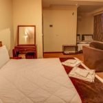 Alvand hotel qeshm quadruple room 2 at Alvand 1 Hotel Qeshm