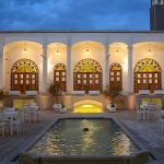 Ariana hotel kashan yard 3 at Ariana Hotel Kashan