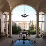 Morshedi house hotel kashan yard 2 at Morshedi House Hotel Kashan