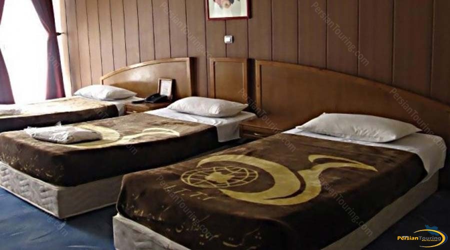 tourist-guest-house-shiraz-luxuri-suite